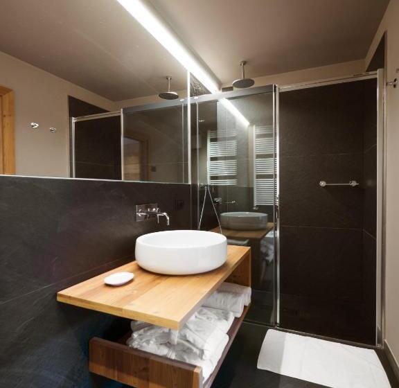 Номер Deluxe с Террасой, Fiori Dolomites Experience