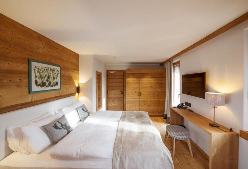 Номер Superior с Террасой, Fiori Dolomites Experience