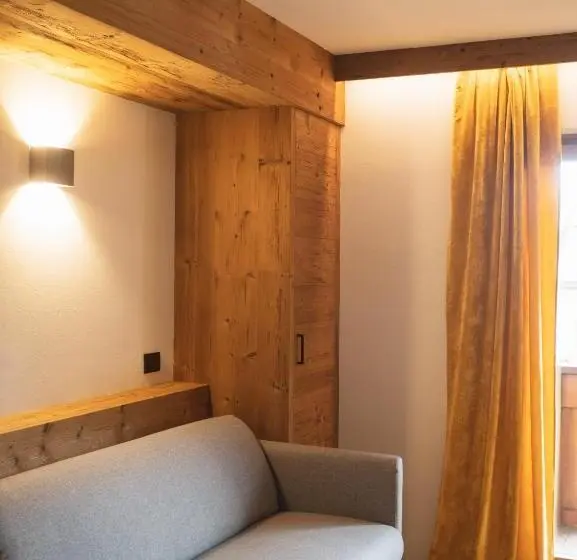テラス付スイート, Fiori Dolomites Experience
