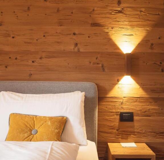 سوئیت با وان آب گرم, Fiori Dolomites Experience