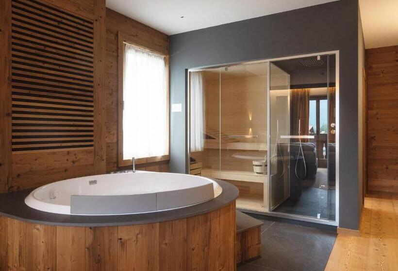 Люкс с гидромассажем, Fiori Dolomites Experience