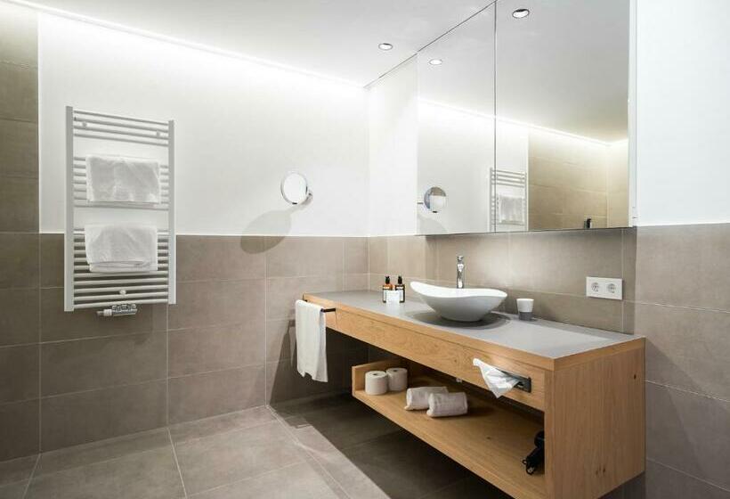 テラス付スイート, Haller Suites & Restaurant