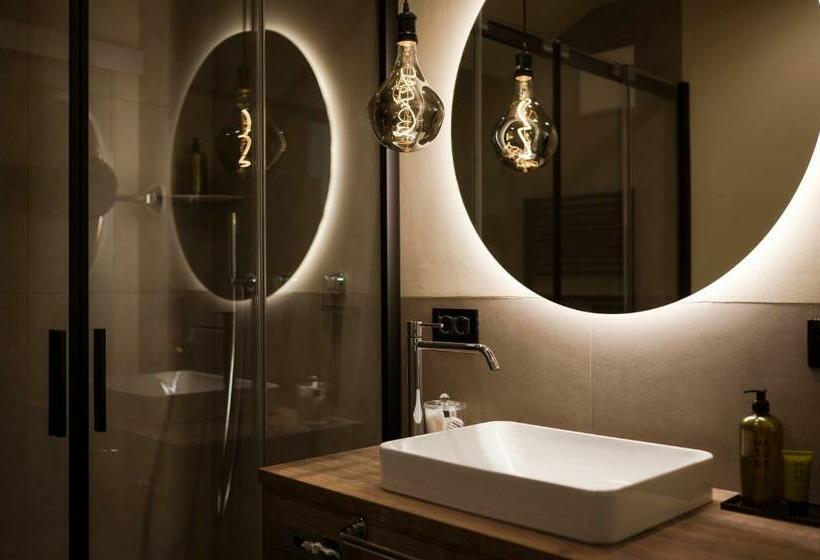 标准间带阳台, Viertler