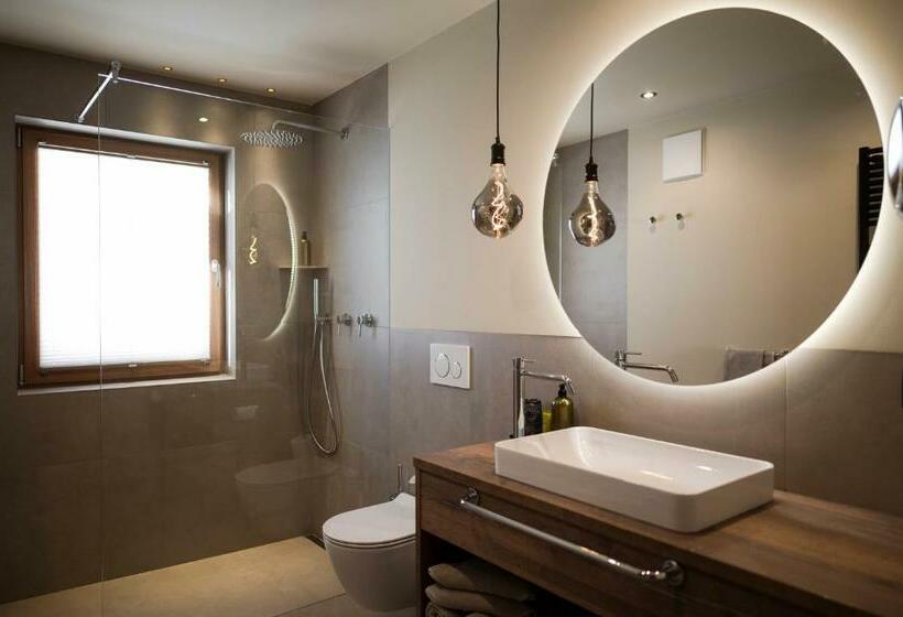 标准间带阳台, Viertler