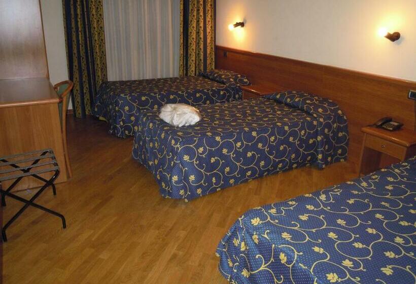 スタンダードトリプルルーム, La Gritta Srl