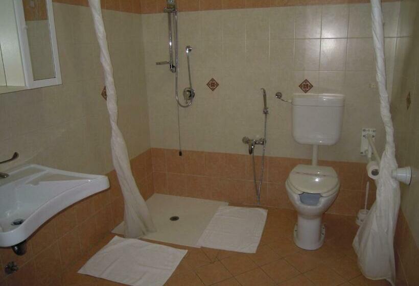 スタンダードルーム, La Gritta Srl