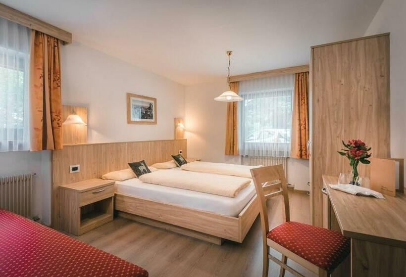 شقة من غرفة نوم واحدة متصلة, Pension Merisana