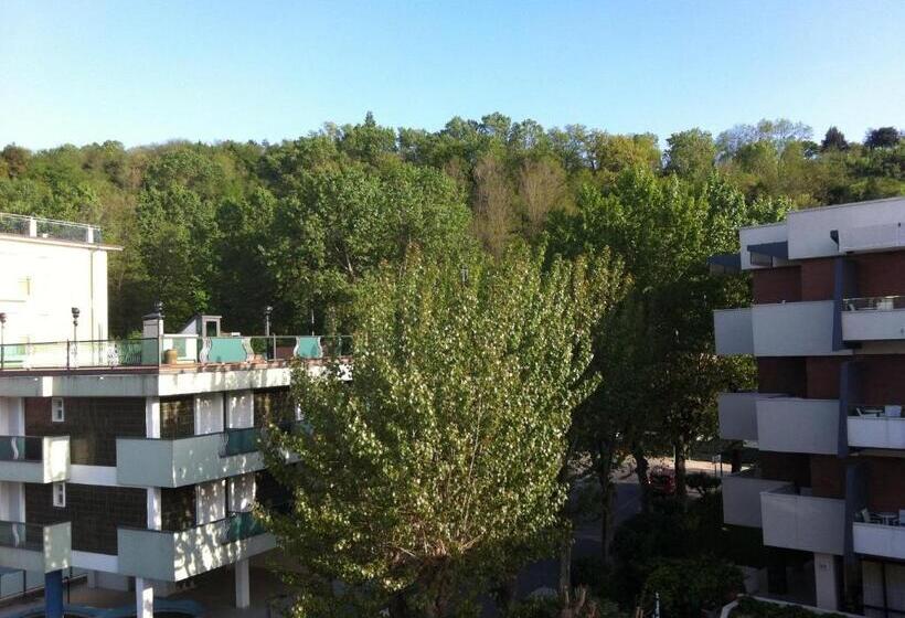 スタンダードルーム, Promenade