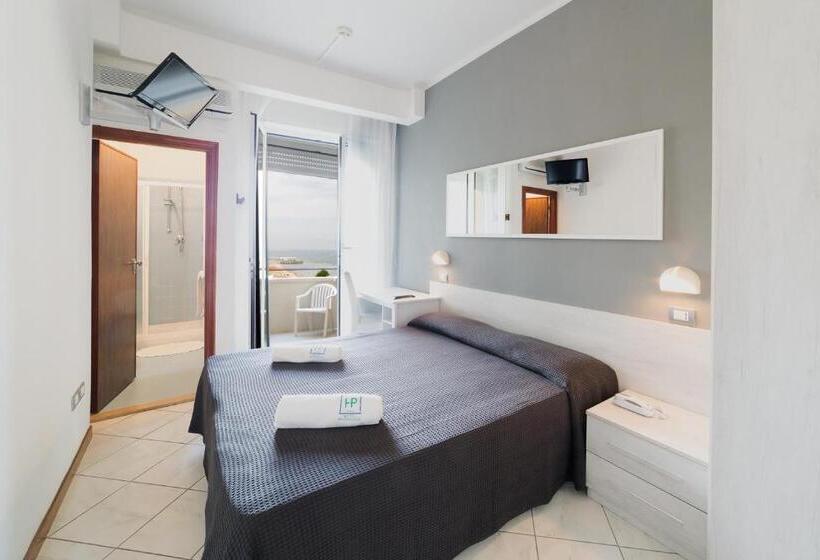 スタンダード４人部屋, Promenade