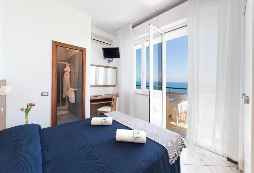 オーシャンビュースタンダードルームバルコニー付き, Promenade