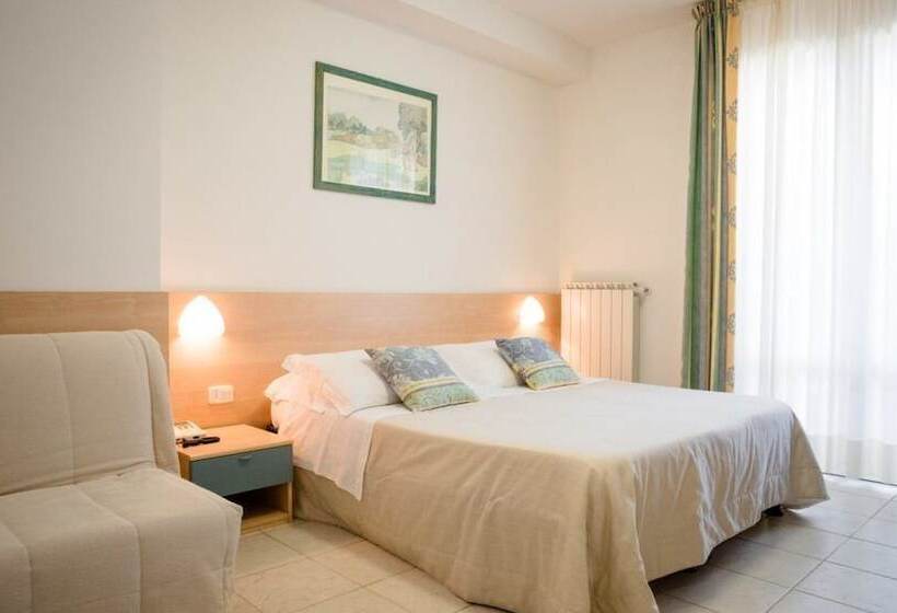 Номер Стандарт с Балконом, Rosmarina