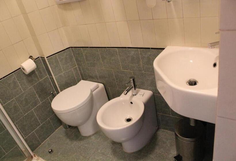 单人经济间, Selide