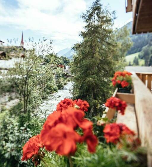 Номер Стандарт с Балконом, Tirolerhof