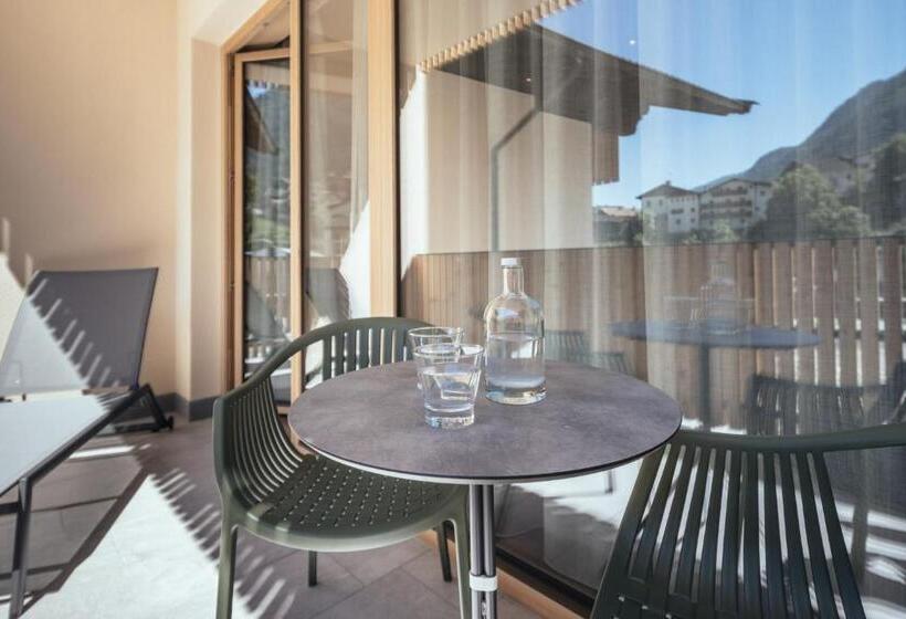 高级大房间, Tirolerhof