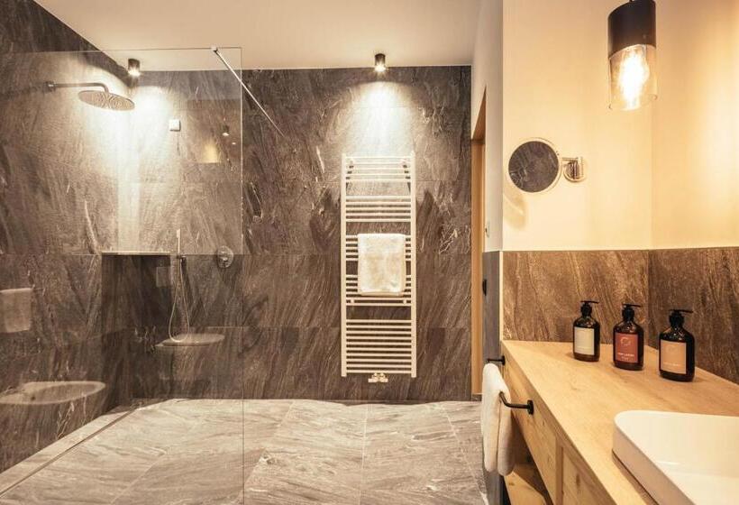 Номер Deluxe, Tirolerhof