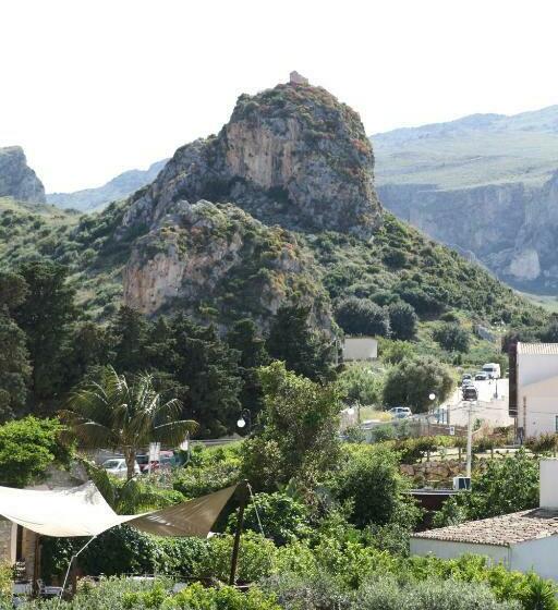 غرفة قياسية مزودة بتراس مطلة على الجبل, Torre Bennistra