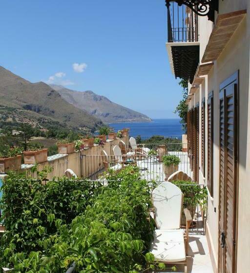 غرفة قياسية مزودة بتراس مطلة على الجبل, Torre Bennistra