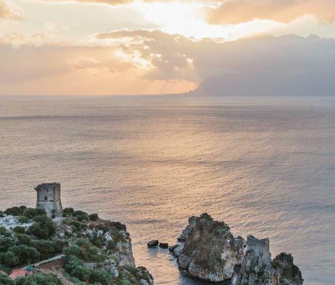 غرفة قياسية إطلالة جانبية علي البحر, Torre Bennistra