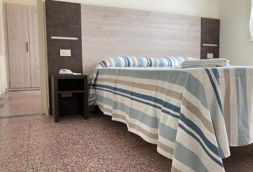 חדר סטנדרט לארבעה, Verdesolemare