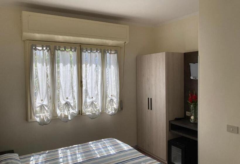 חדר סטנדרט לארבעה, Verdesolemare