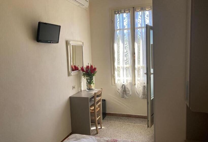 חדר סטנדרט, Verdesolemare