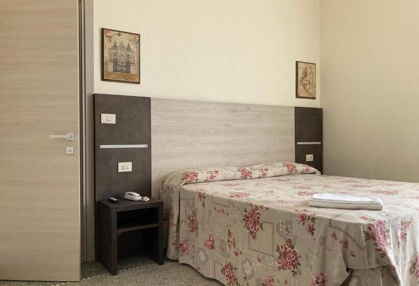 חדר סטנדרט לארבעה, Verdesolemare