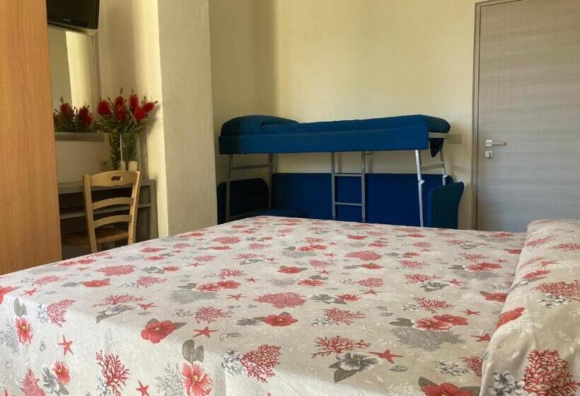 חדר סטנדרט לארבעה, Verdesolemare