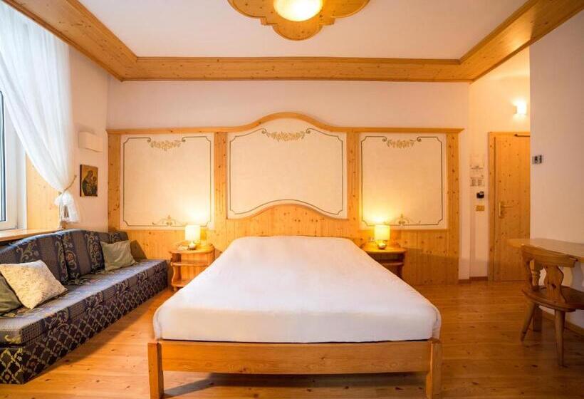 חדר קומפורט לשלושה, Vioz