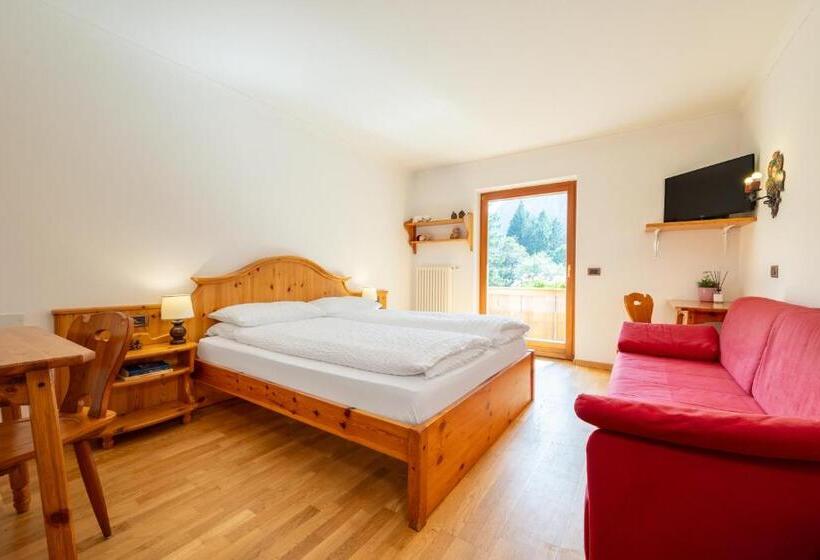 חדר קומפורט לשלושה, Vioz