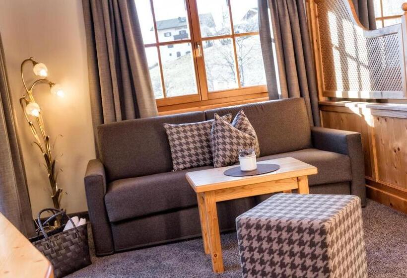 带阳台套房, Viertler