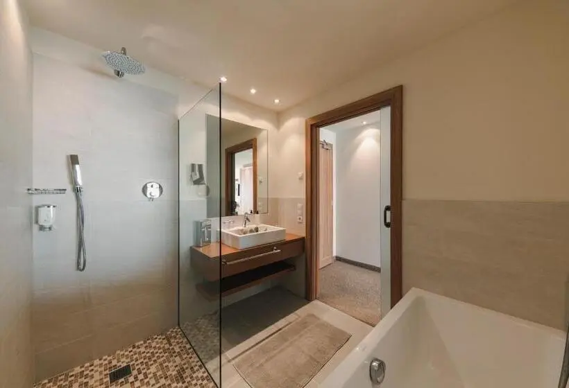 Comfort suite with balcony, Viertler