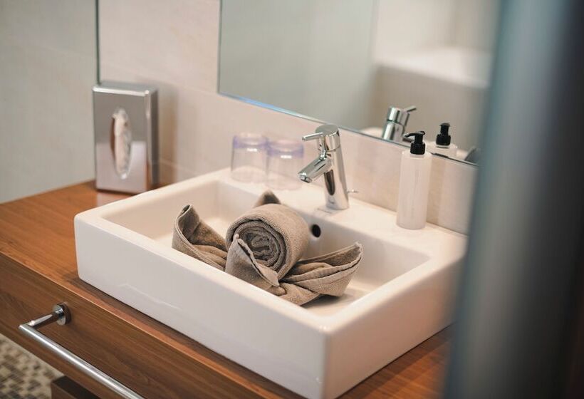 高级套房, Viertler