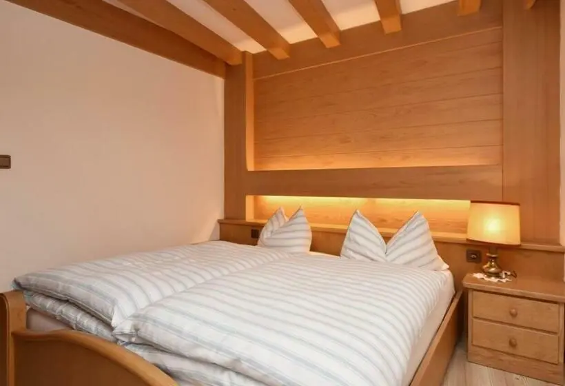 バルコニー付スイート, Post Hotel Moena