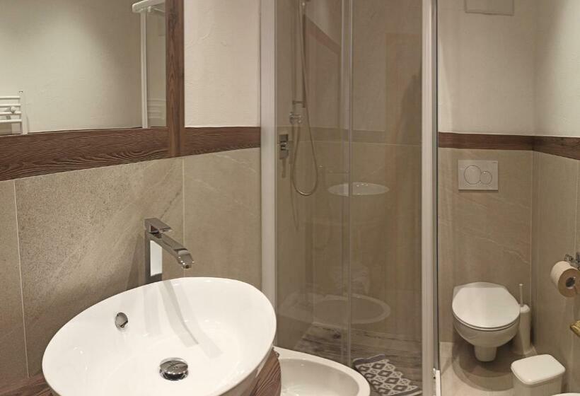 סוויטה עם מרפסת, Post Hotel Moena