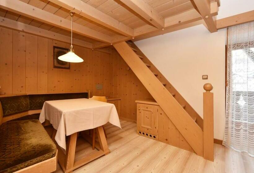 סוויטה עם מרפסת, Post Hotel Moena