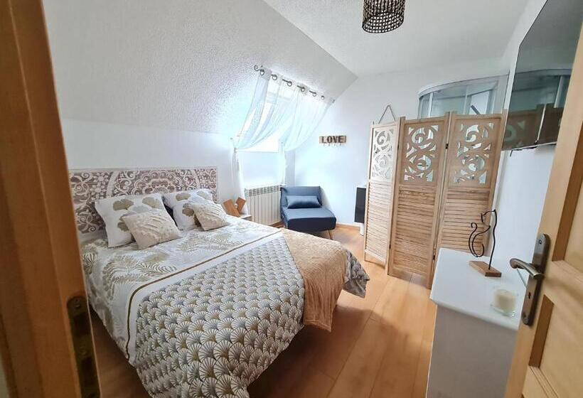 Номер Стандарт Трехместный, Chez Malia