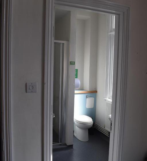4인용 스탠다드 룸, Kington Accommodation