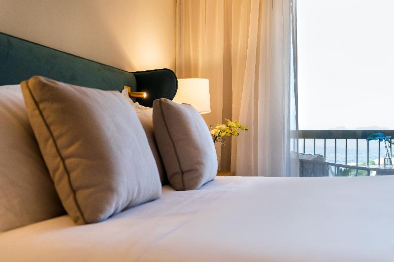 キングサイドベッドのスタンダードワンルーム, Candlewood Suites Burlington Conference Centre, An Ihg
