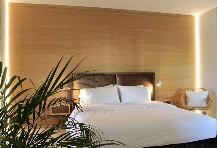 اتاق سوپریور چهار تخته, Casa Tess Boutique