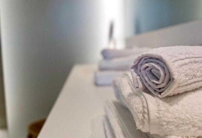 اتاق سوپریور چهار تخته, Casa Tess Boutique