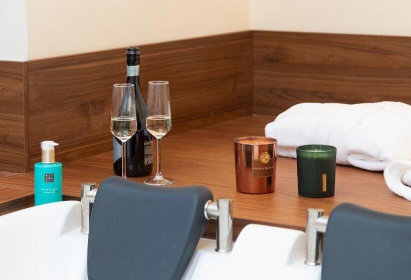 Номер Стандарт с Гидромассажем, Masseria Delprete