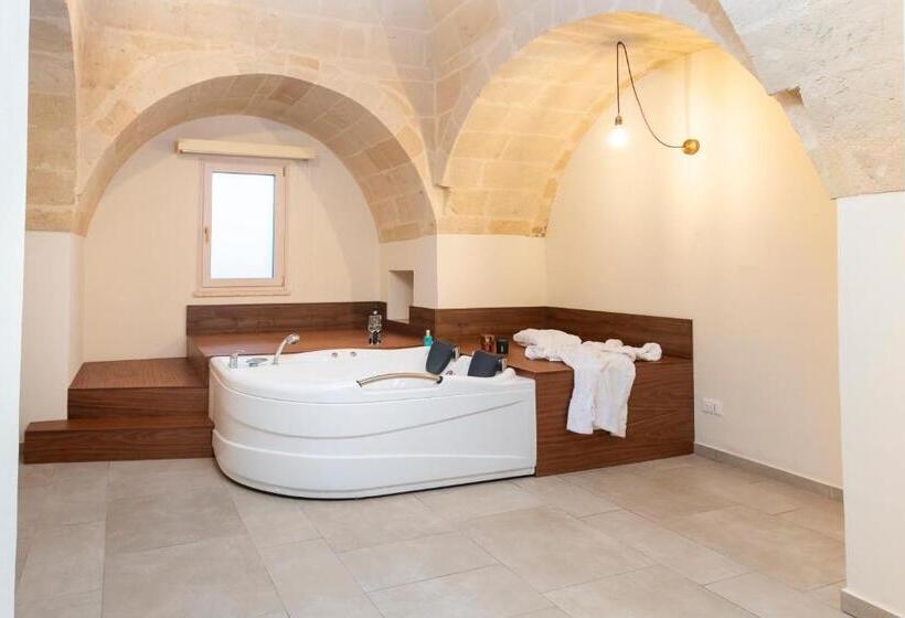 标准间带漩涡浴缸, Masseria Delprete