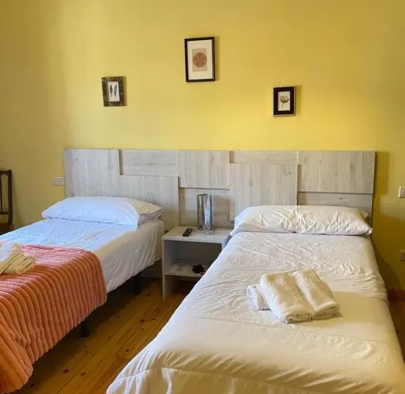 スタンダードルーム, Restaurante Agapio De Tresniño