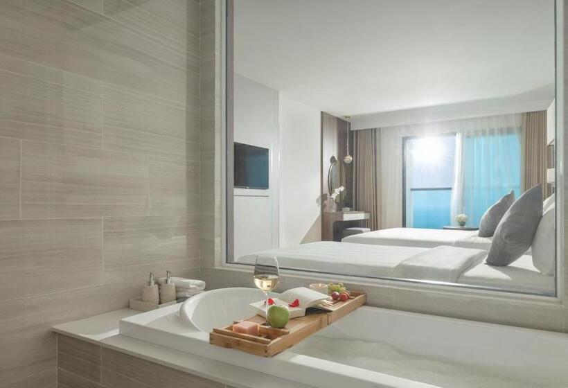 اتاق لوکس با چشمانداز دریا, Panama Nha Trang