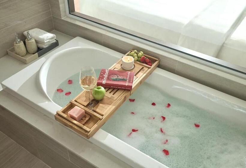 اتاق استاندارد با بالکن, Panama Nha Trang