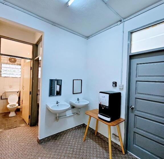 חדר סטנדרט חדר אמבטיה משותף, Panchor 6 Hostel