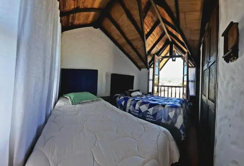バス共有のスタンダードルーム, Hostal Oycate
