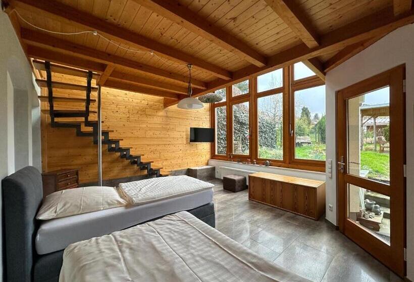 Családi Szoba, Pension Schramm