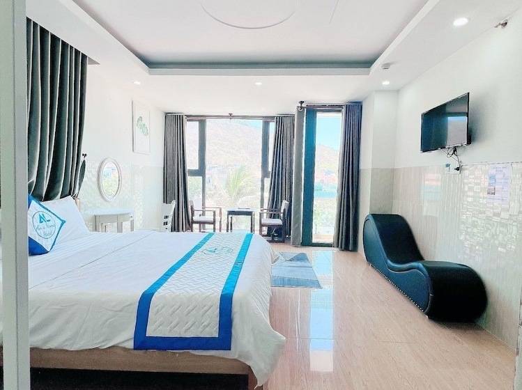 اتاق خانوادگی با چشم‌انداز کوه, An S Home Hotel Vũng Tàu
