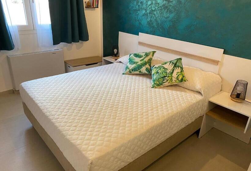 スタンダードルーム, B&b Sicilia In Versi